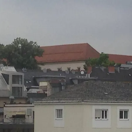 Schlossblick/castle View Apartment *